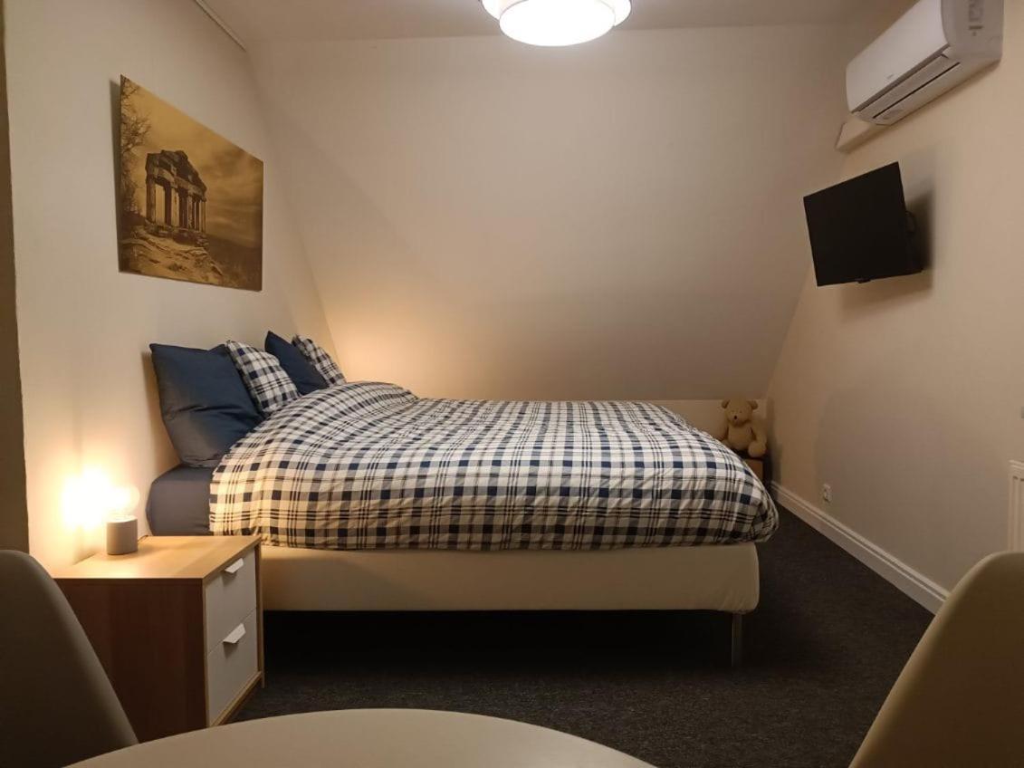 La Fontaine Aux Enfants - Gr5 - Chambre Avec Sdb Privee Abreschviller Ngoại thất bức ảnh